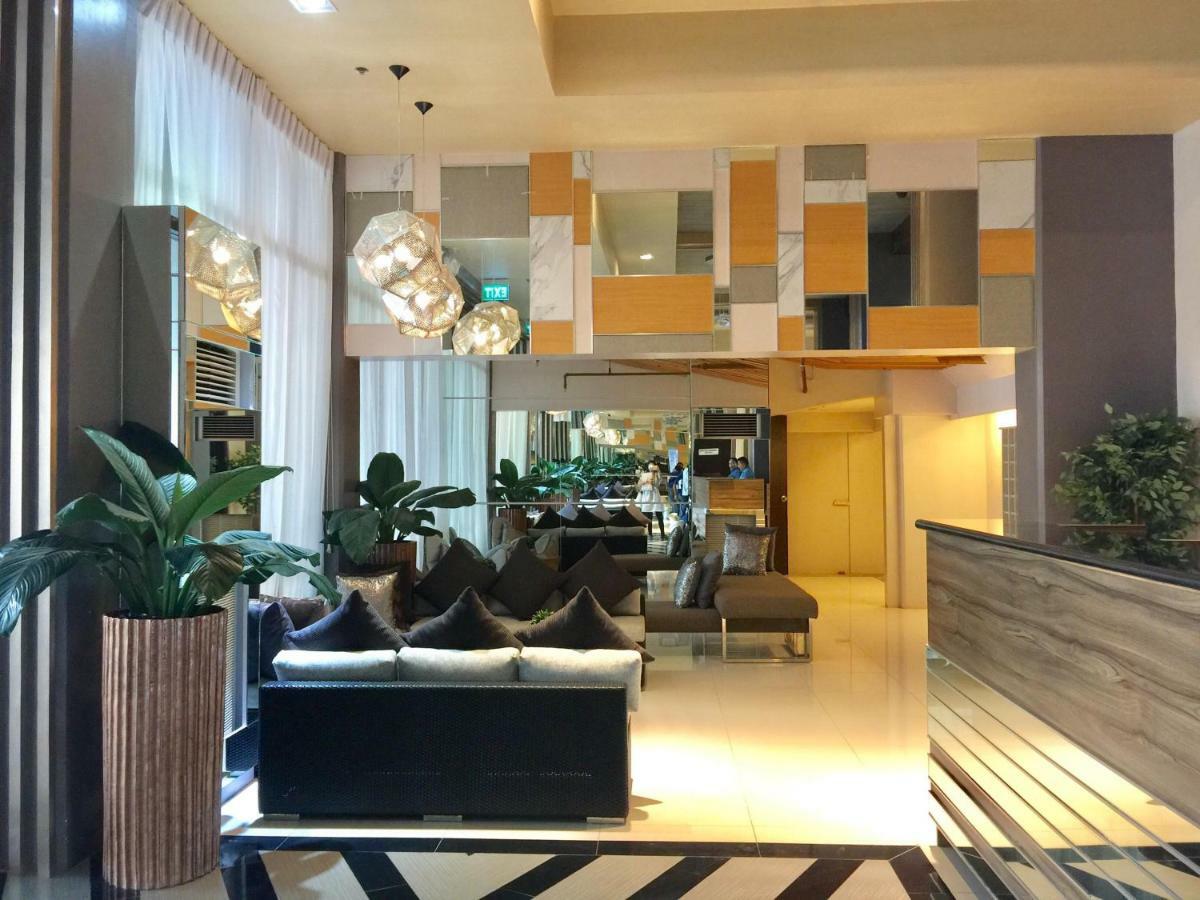 A Cozy Fully Furnished Private Room In Condominium Unit. سيبو المظهر الخارجي الصورة